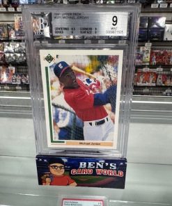 1991 UPPER DECK #SP1 MICHAEL JORDAN SP/SHOWN BATTING IN/WHITE SOX UNIFORM BGS 9